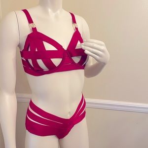 ❤️Victoria Secret strappy lingerie set (No Tags)